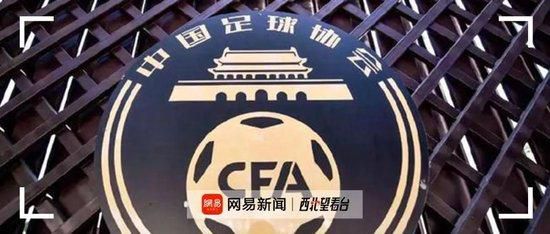 意大利转会专家、FIFA经纪人达里奥-卡诺维认为，奥斯梅恩会在明年6月转会离队。